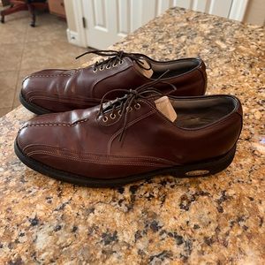 Brown Foot Joy Classics size 13